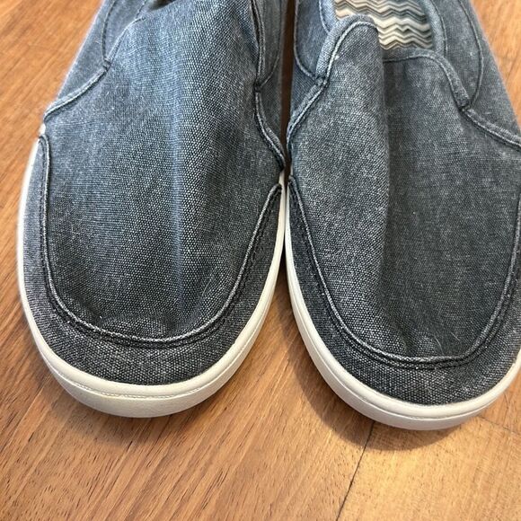 Girls sanuk slip on shoes Sz 5youth in distressed black - Picture 4 of 7